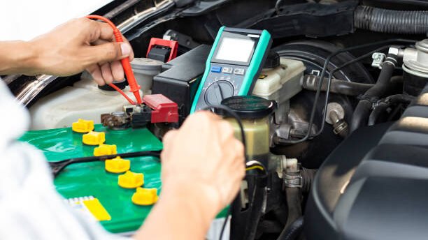 How to Use a Multimeter to Test a Car Battery