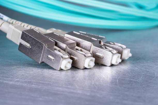 Fiber optic connectors and plug types